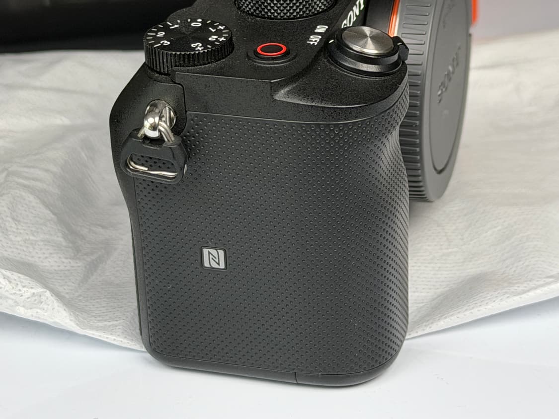 소니 A7C 블랙 미러리스 풀프레임 카메라 바디 상품이미지3