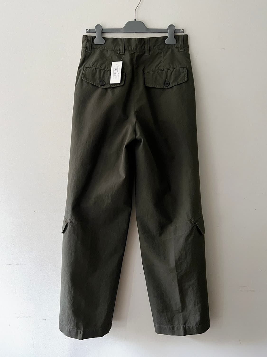 드리스 반 노튼 FW24 PAXFORD 가먼트 다이드 카고 팬츠 상품이미지3