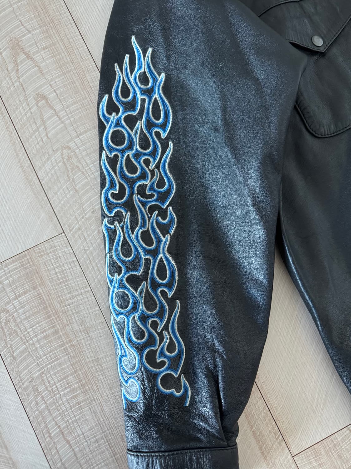 [XL] 빈티지 블루 플레임 자수 가죽 셔츠 자켓 상품이미지5