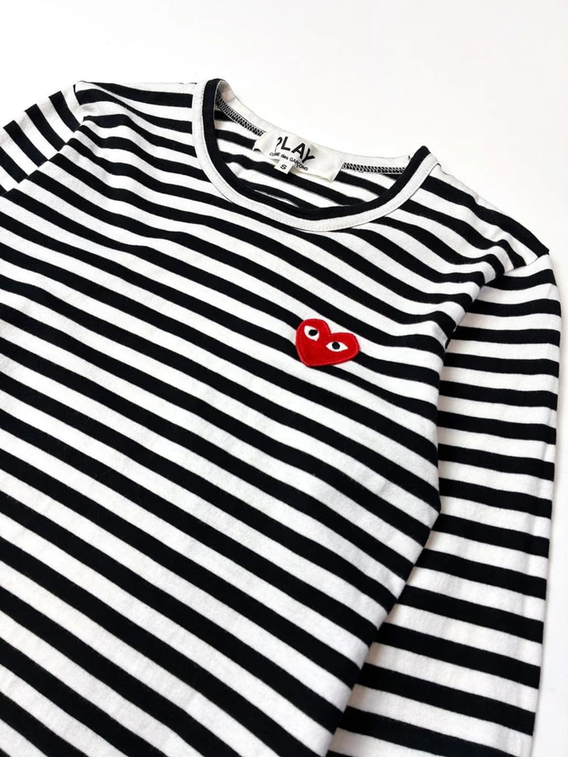 꼼데가르송 플레이 하트로고 스트라이프 롱 슬리브 PN5391 상품이미지2