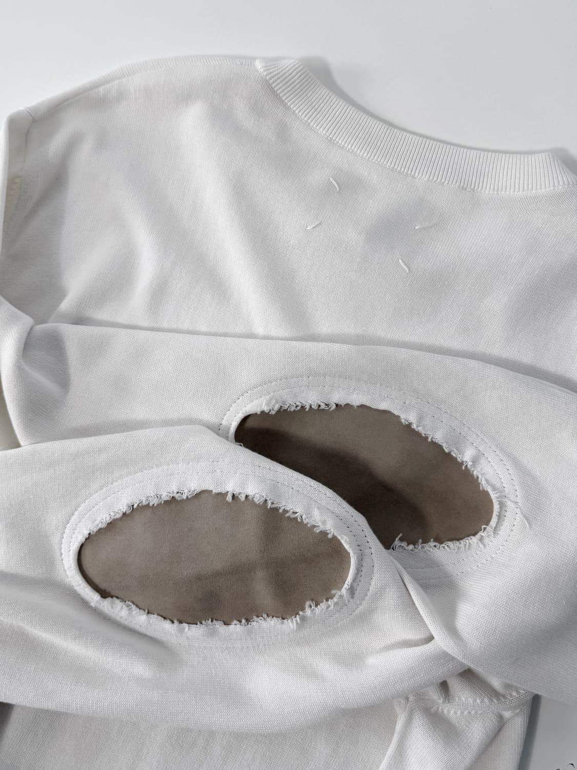 메종 마르지엘라 루즈핏 엘보우 패치 니트 상품이미지4