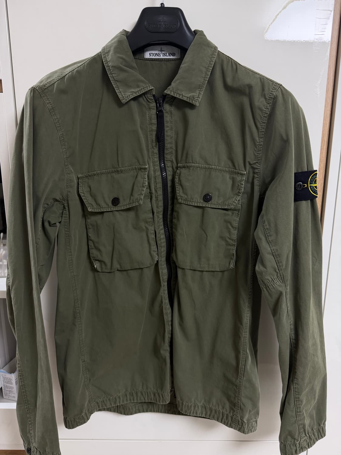 급처 새상품급 스톤아일랜드 셔츠자켓 카키 M 상품이미지1