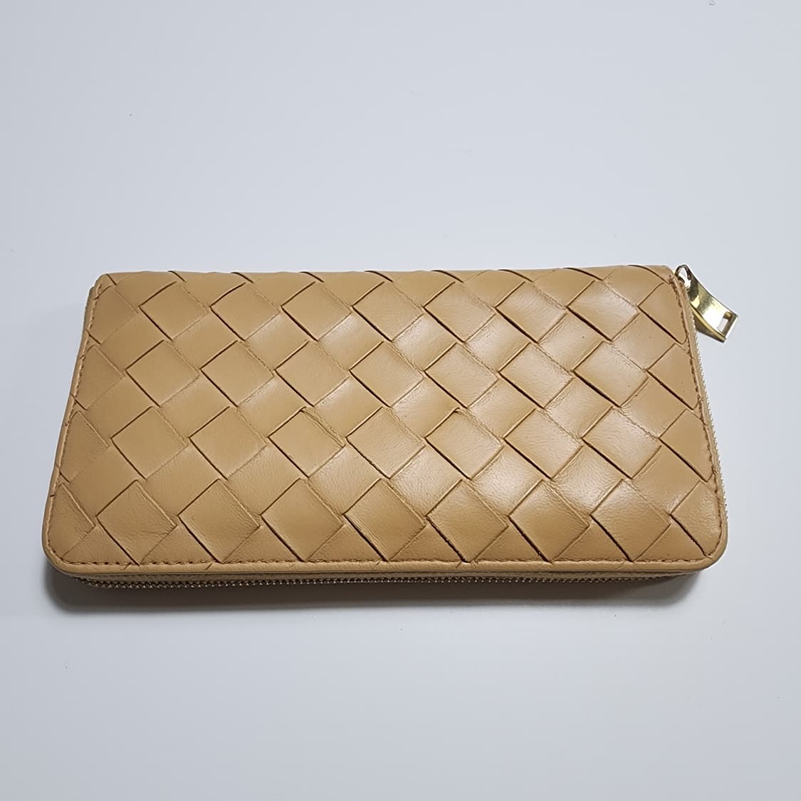 정품 보테가베네타 인트레치아토 지퍼 어라운드 장지갑 상품이미지2