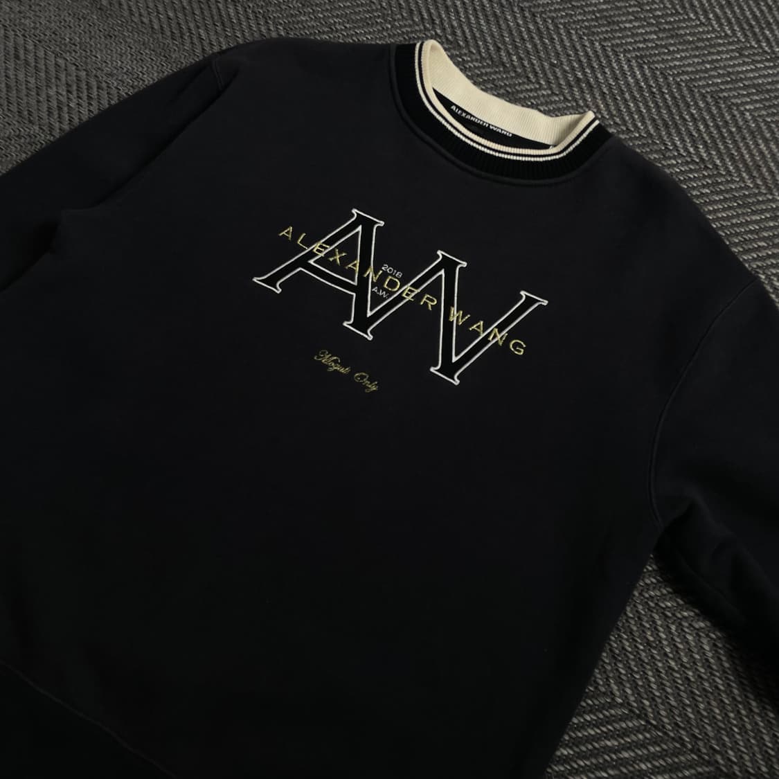 알렉산더 왕 빅로고 크루넥 스웻 셔츠o 4377 상품이미지3