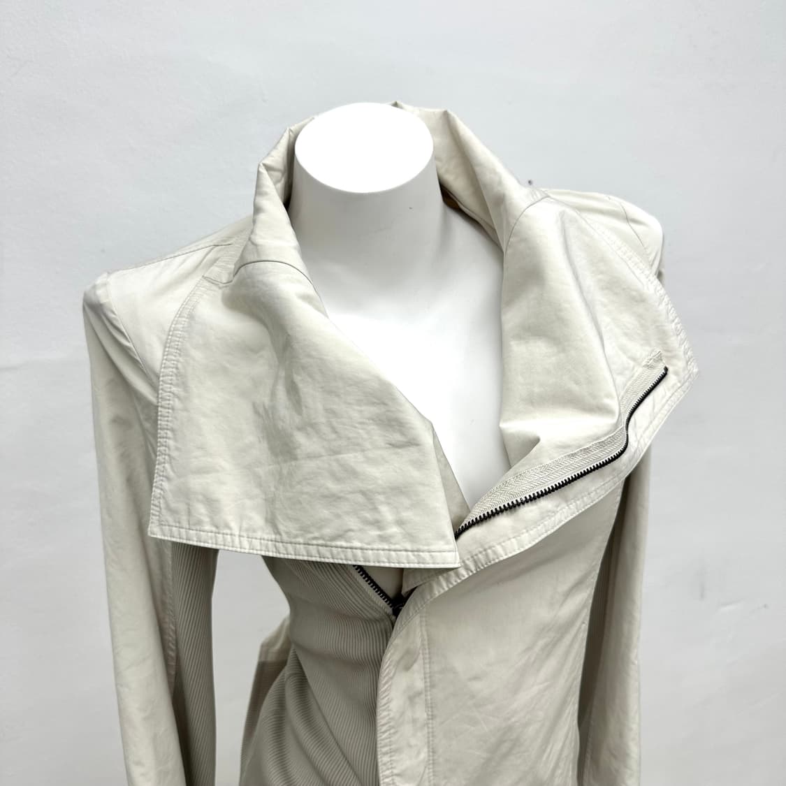 ivory nylon drape jacket 상품이미지3
