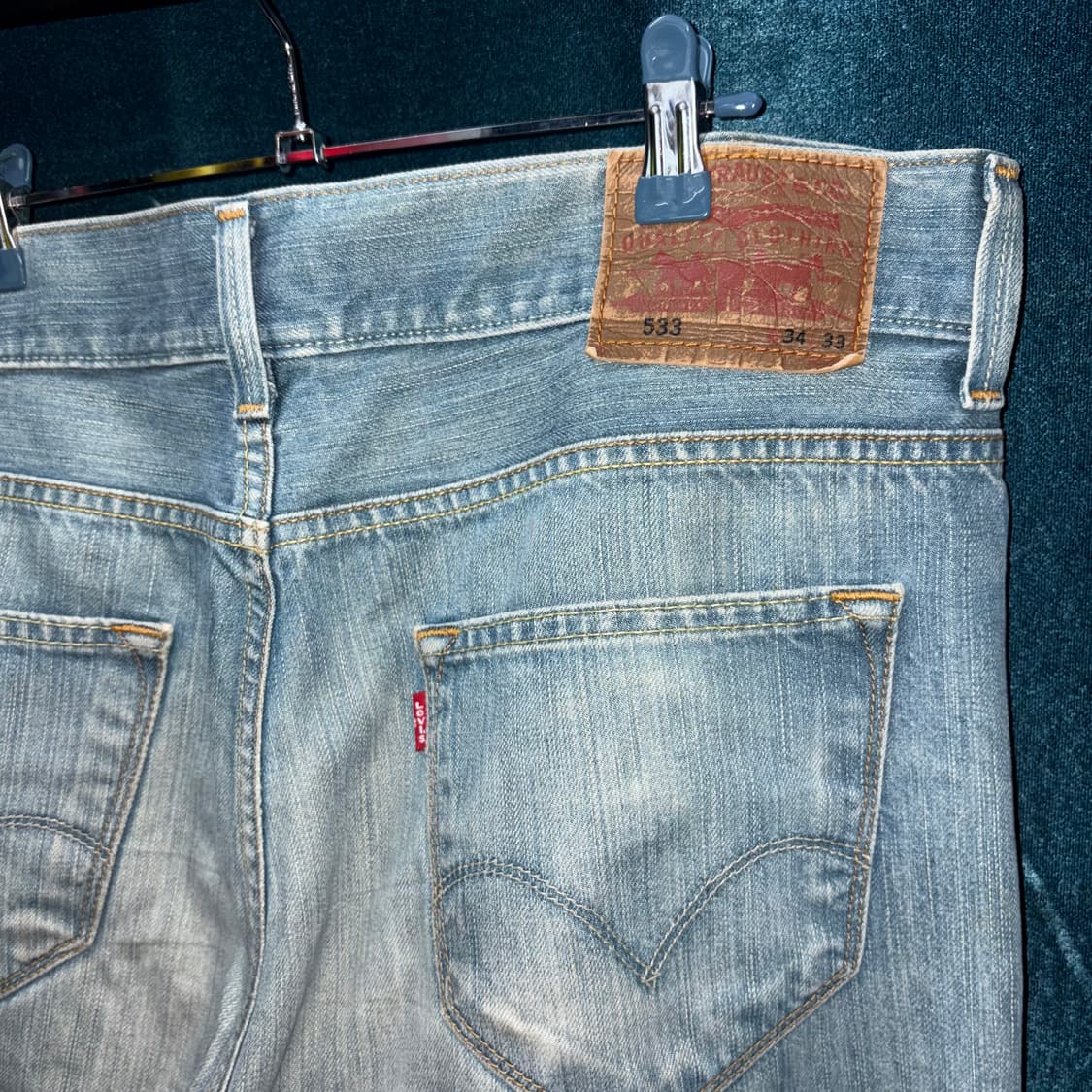(36) 리바이스 533 테이퍼드 루즈핏 연청 데님 팬츠 상품이미지4