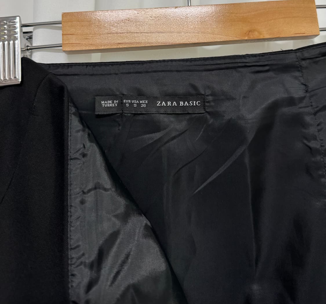 Zara 블랙 프릴 미니 스커트  상품이미지10