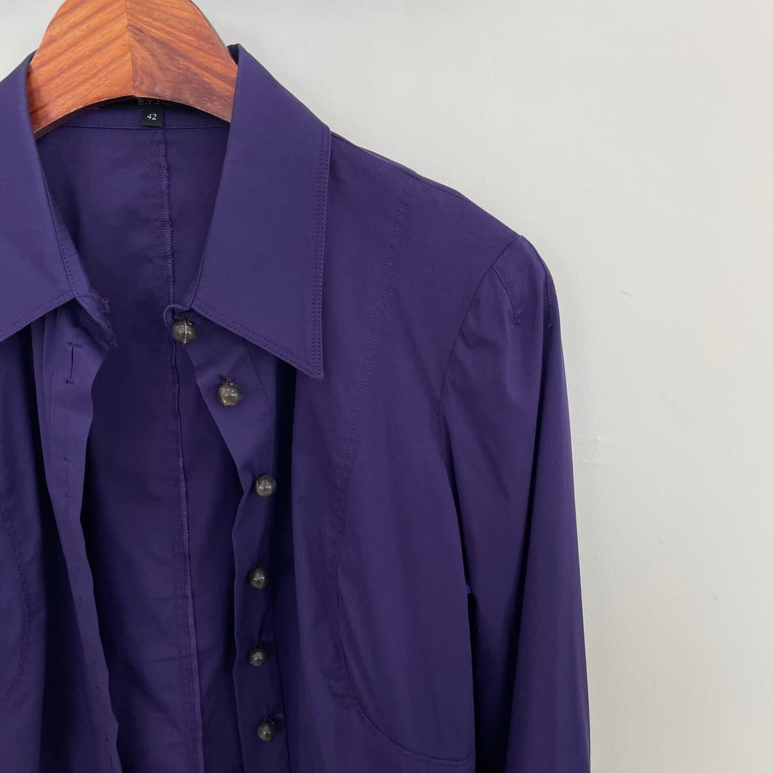 구찌 퍼플 코튼 스트레치 볼 버튼 셔츠 상품이미지3