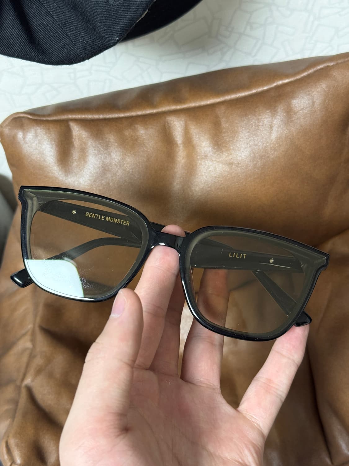 젠틀몬스터 릴리트01 (BR) 상품이미지3