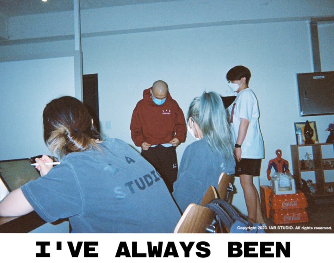 IAB 아이앱 스튜디오 피그먼트 맨투맨 (M-L) 상품이미지9