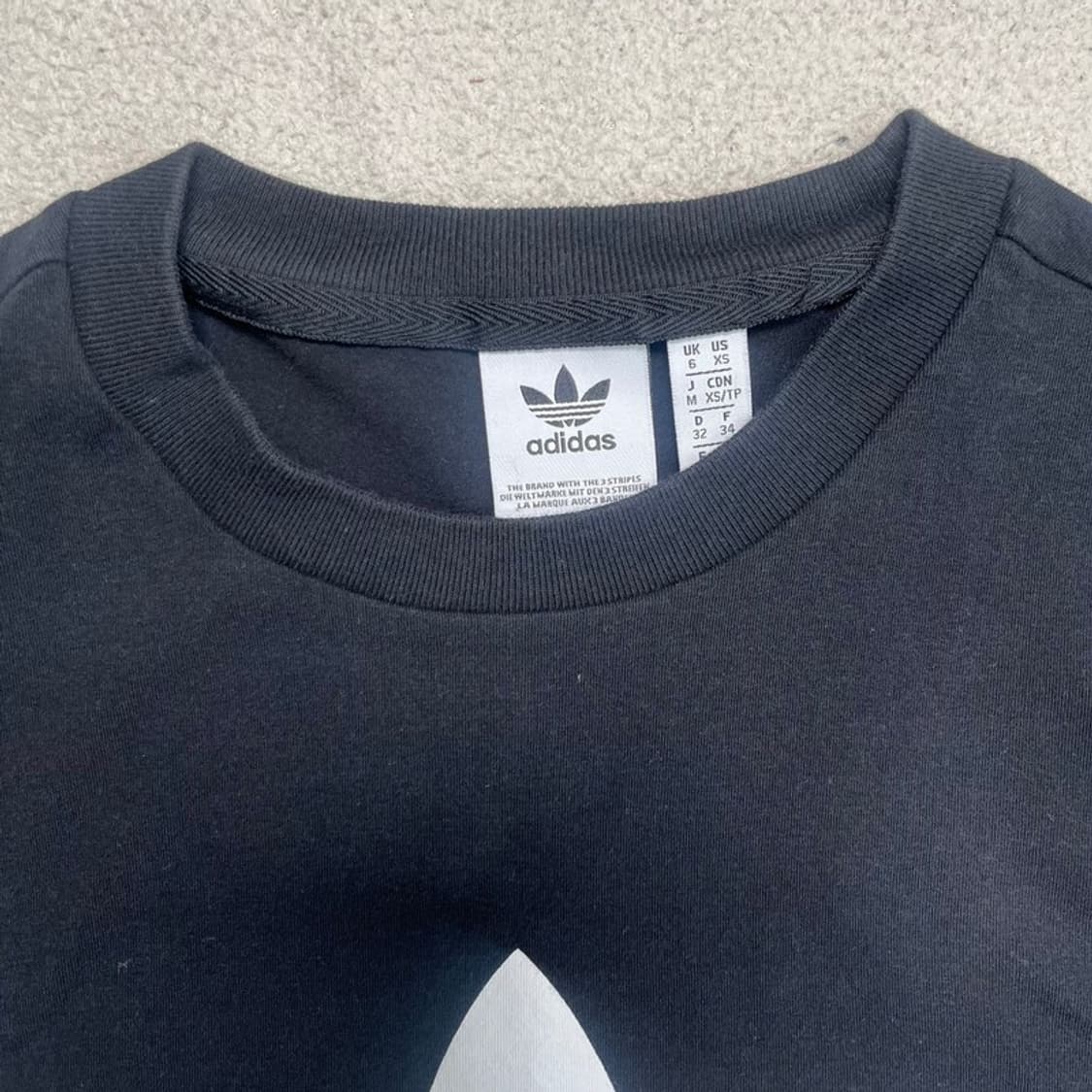  ADIDAS 파이어버드 빅로고 티셔츠 블랙 XS 상품이미지2