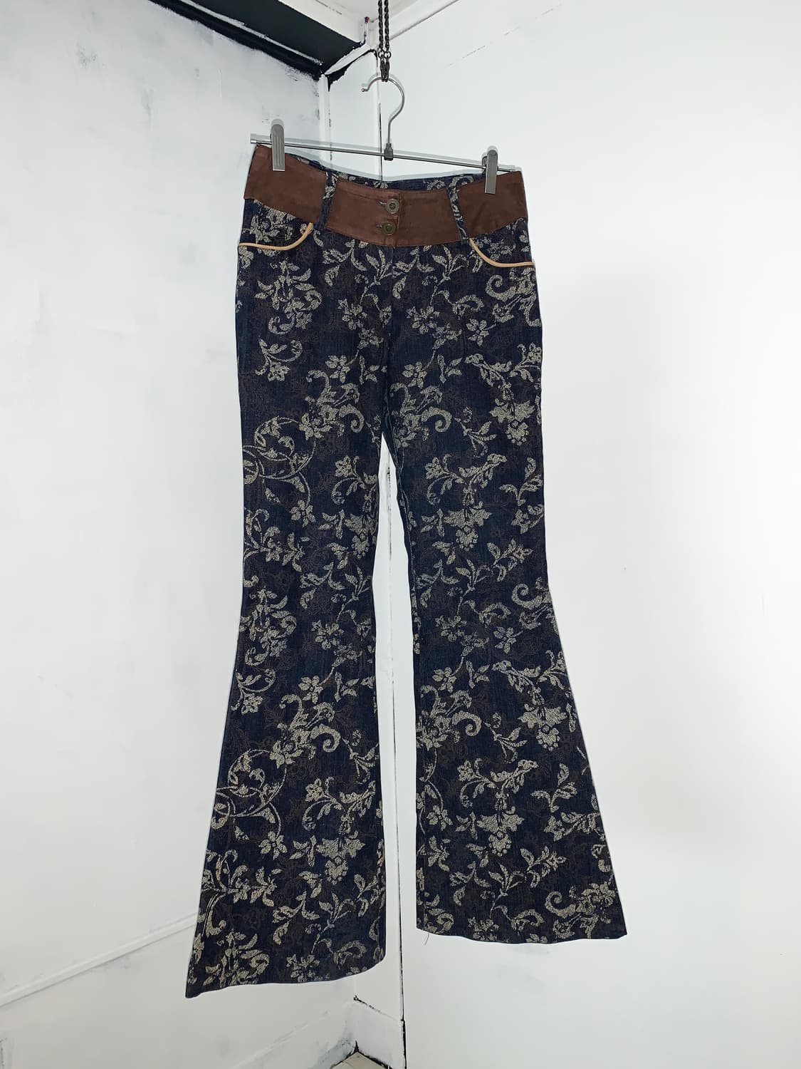 Oriental pattern bootcut jeans 상품이미지9