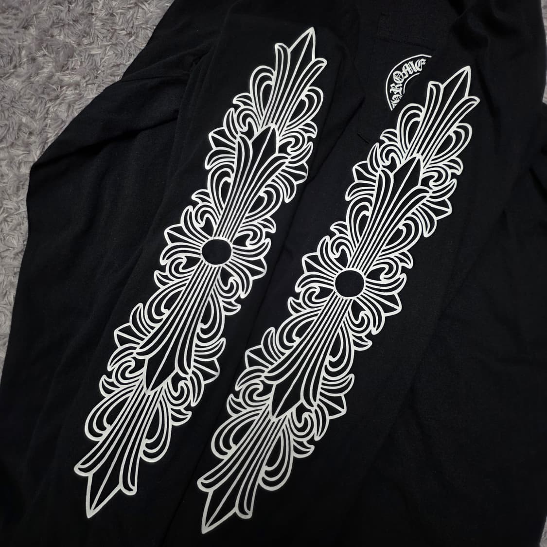 크롬하츠 홀스슈 플로랄 롱슬리브 xl 상품이미지4