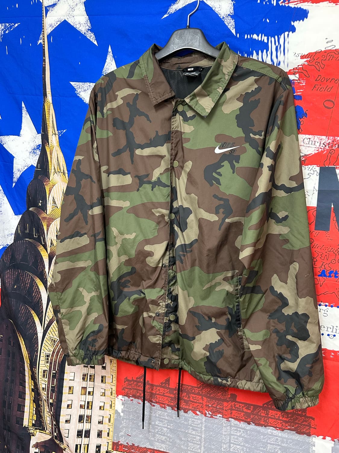 s급 나이키SB 카모 오버핏 바람막이 코치자켓 2XL110 상품이미지2