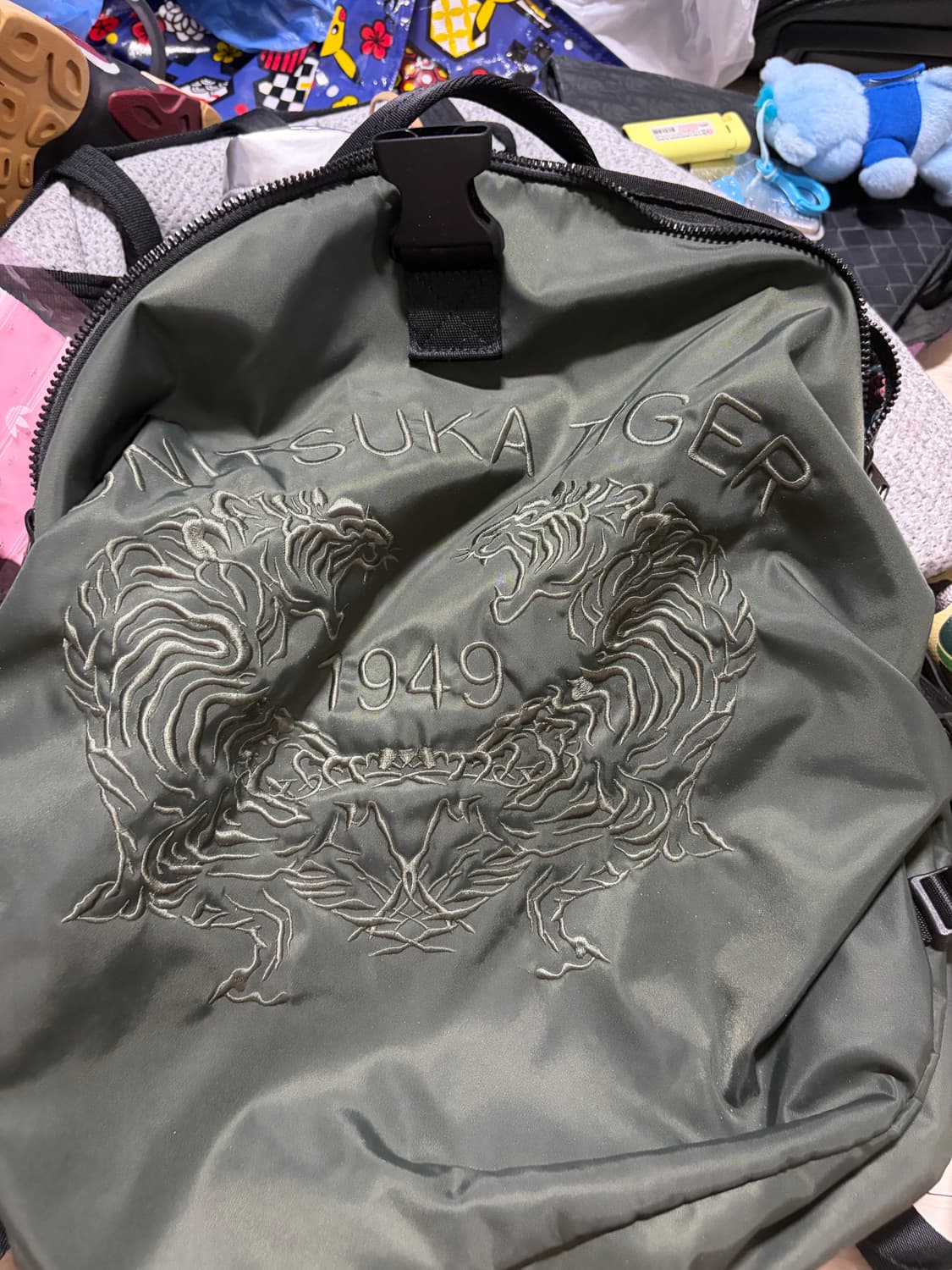 오니츠카타이거 백빽 상품이미지1