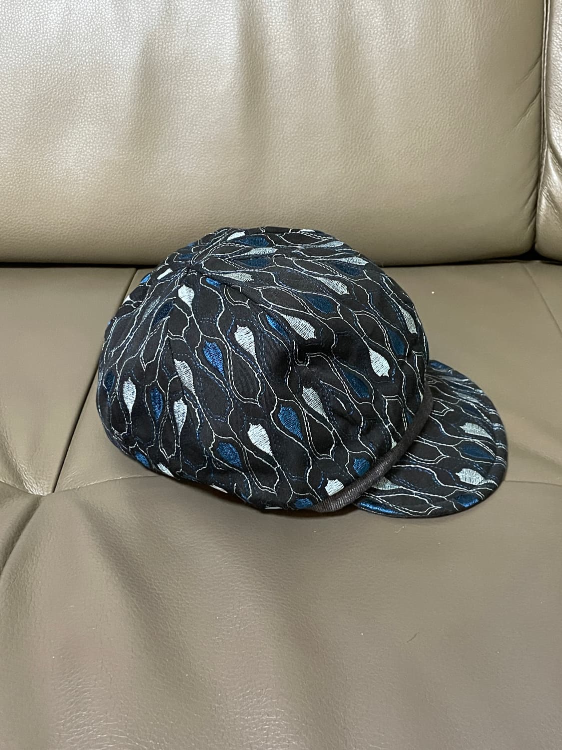 지오메트릭 자카드 패턴 숏 브림 캡 J03661 상품이미지4