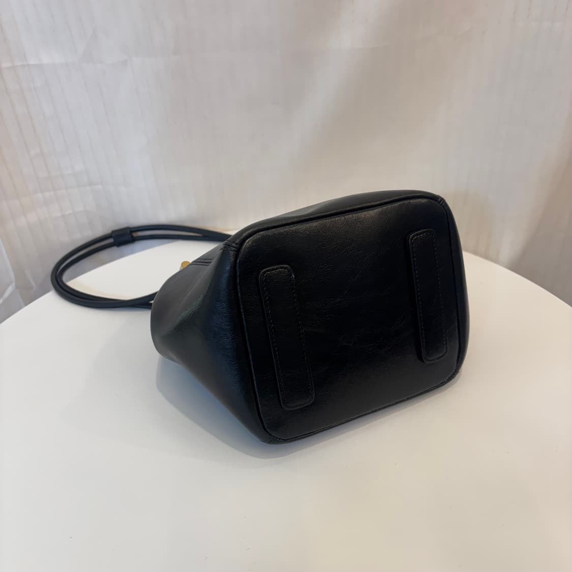 정품 아뜰리에드루멘 마룬 숄더백     상품이미지7