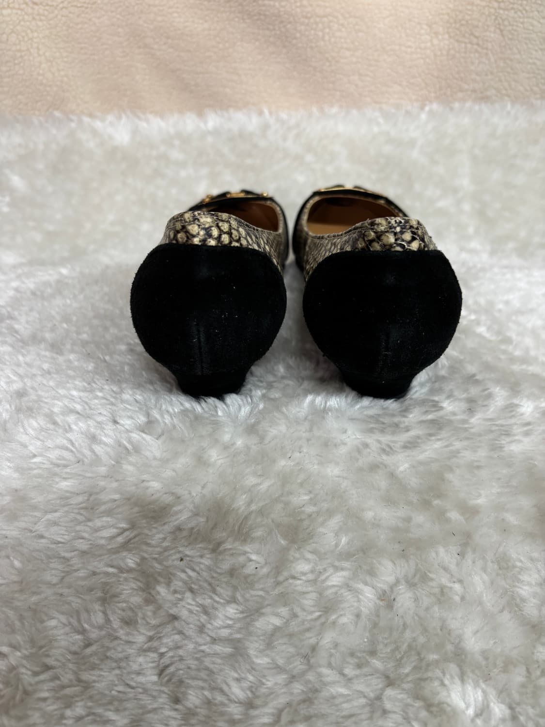 헨리메인(HENLY MAIN)뱀피 패턴 골드 메탈 버클 펌프스 상품이미지3