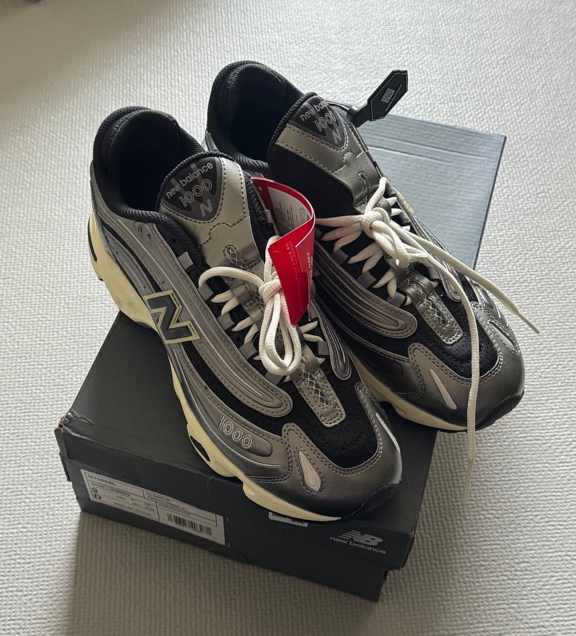 뉴발 1000 실버 메탈릭 팝니다(270) 상품이미지3