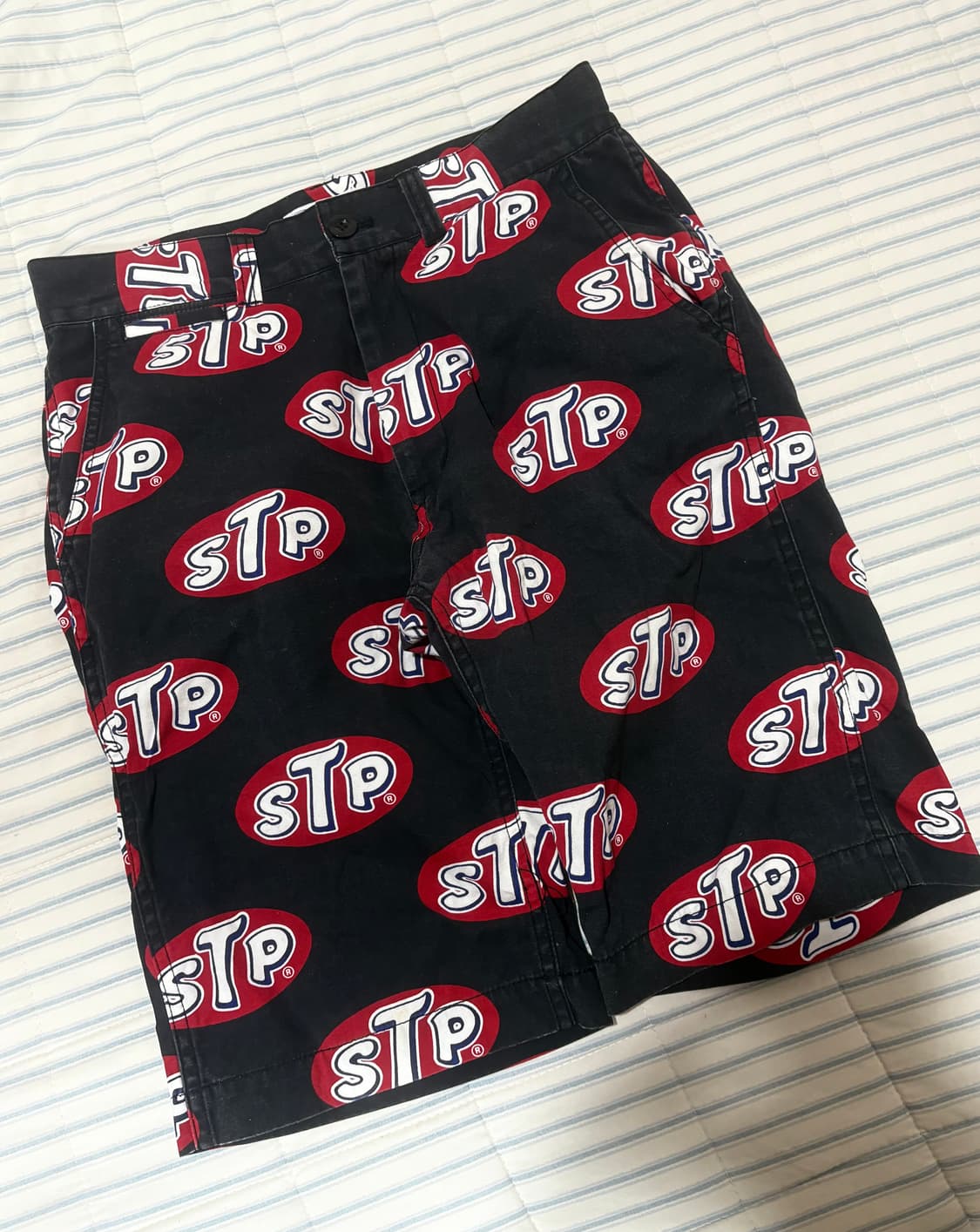 STP 시그니처 로고 하프 팬츠 상품이미지1