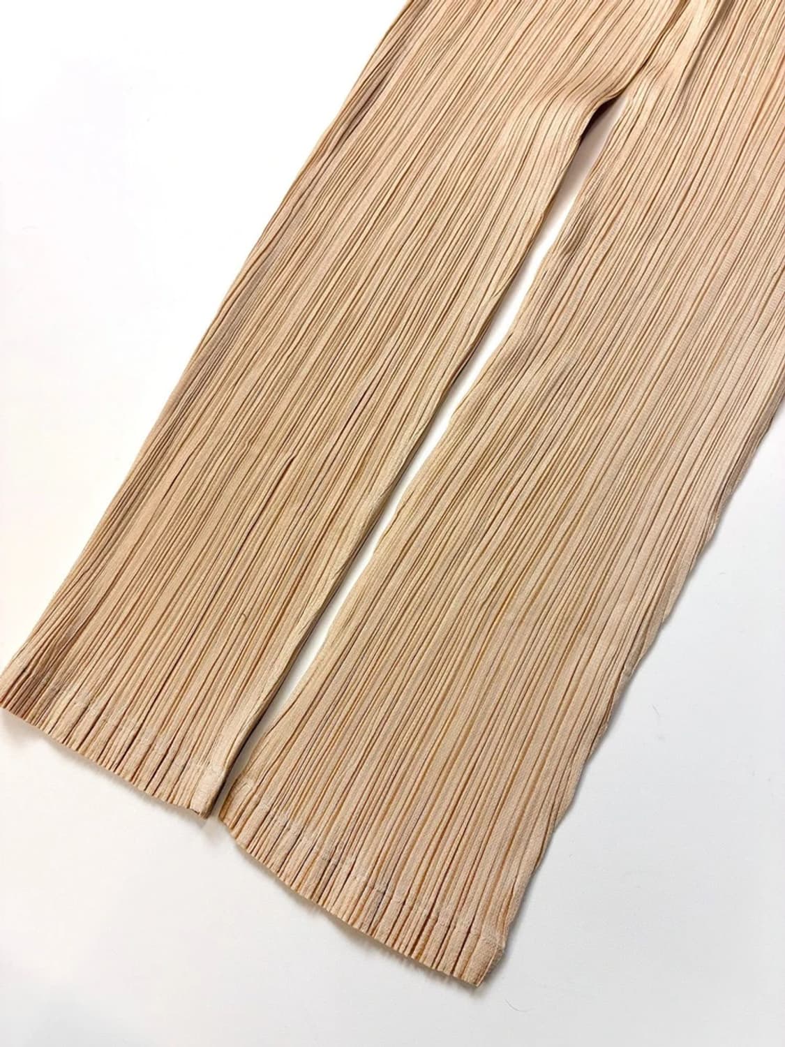 플리츠플리즈 이세이미야케 재팬 슬림핏 플리츠팬츠 PN5677    상품이미지3