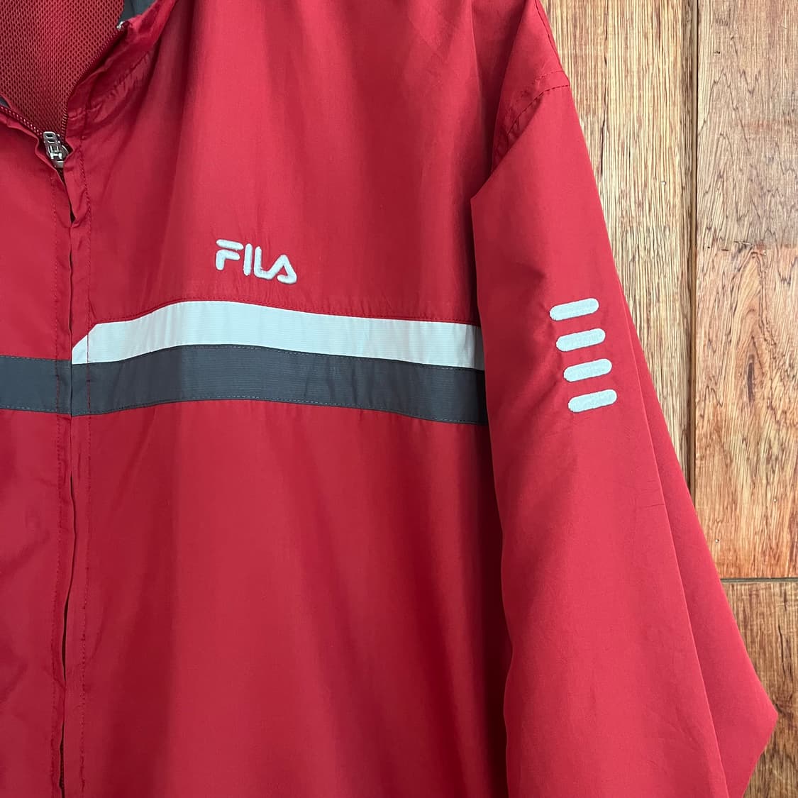 FILA 올드스쿨 바람막이  상품이미지4
