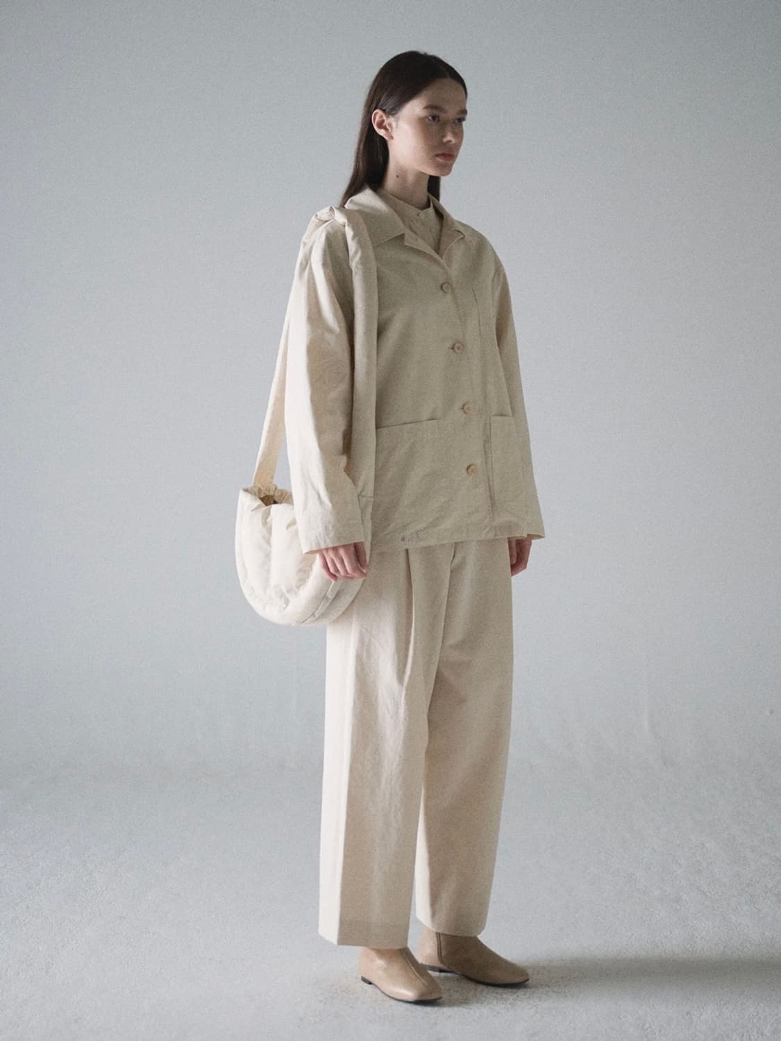 유르트 클라우드 브레드 크로스백 상품이미지3