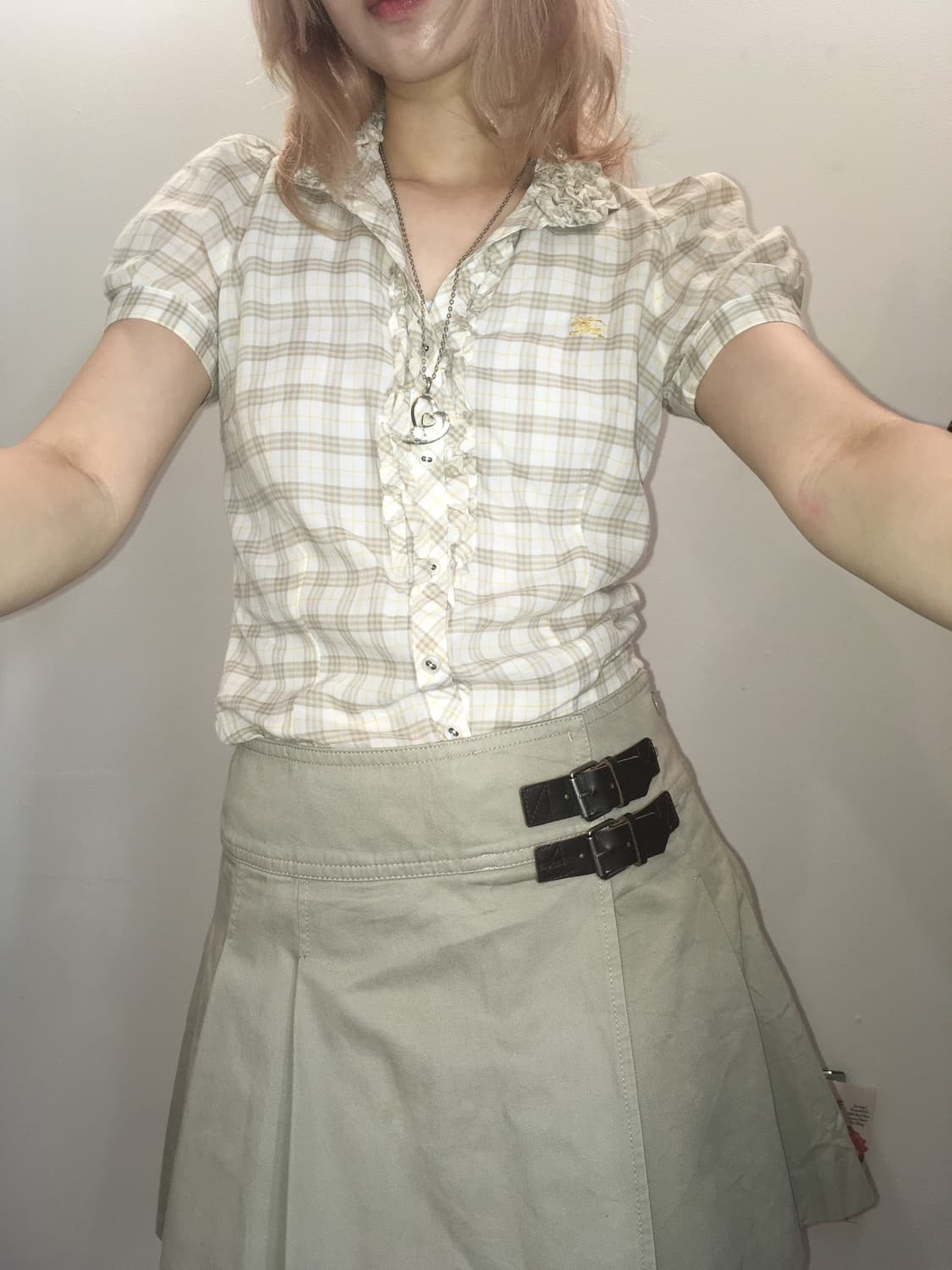 Burberry beige frill check shirts 상품이미지5