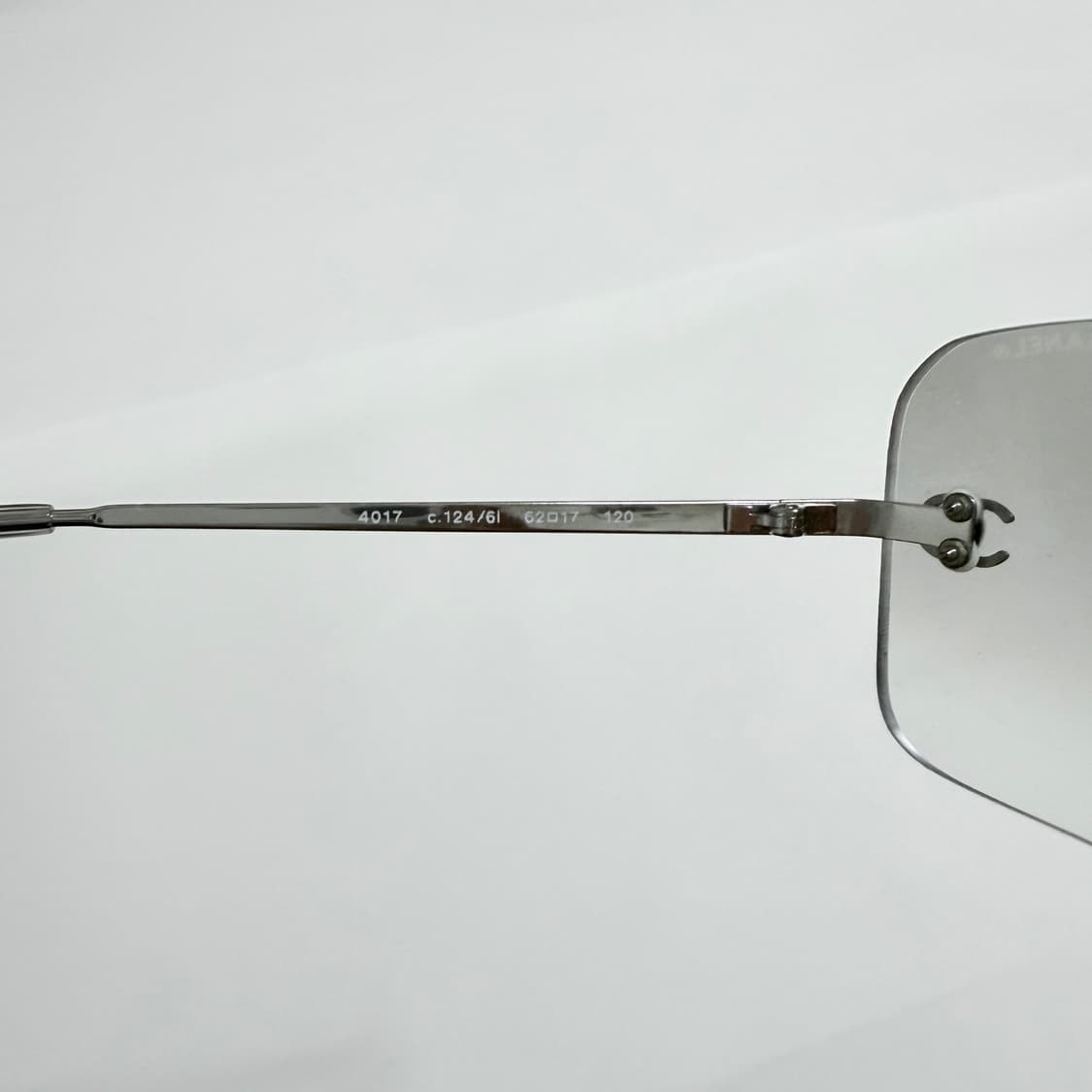 00‘s 샤넬 빈티지 무테 선글라스 상품이미지4