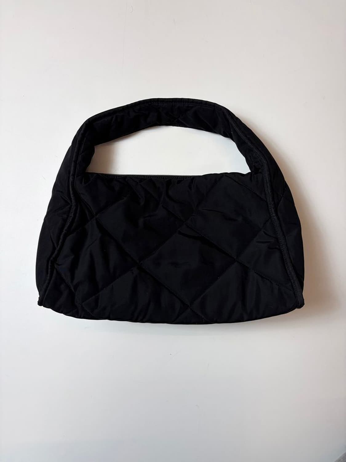 코스 다이아몬드 퀼티드 핸드백 Q1521 상품이미지1