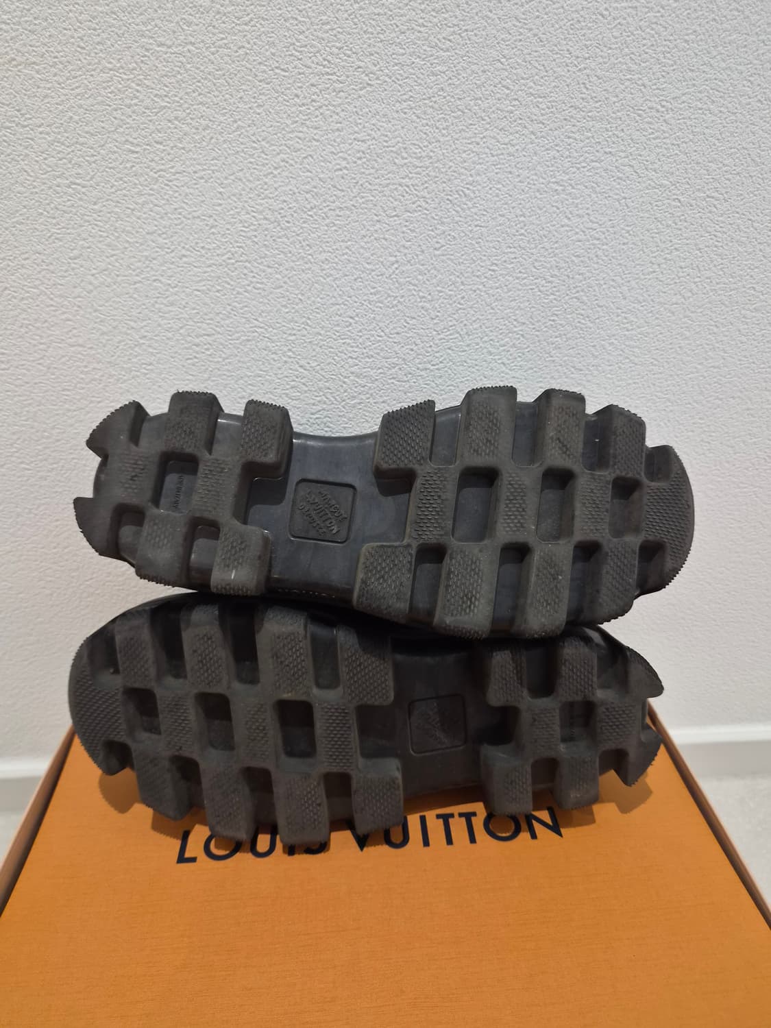 24 시즌 루이비통 체커더비 7.5 사이즈 상품이미지5