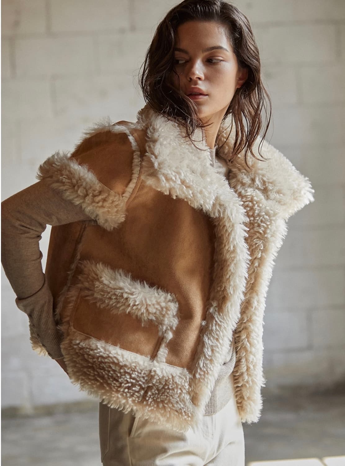 (a.riff)에이리프 하프 리버시블 무스탕 카멜 상품이미지1