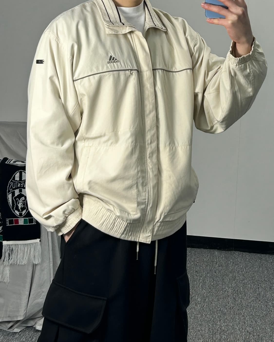 아디다스 90‘s 베이지 바람막이 자켓 상품이미지2