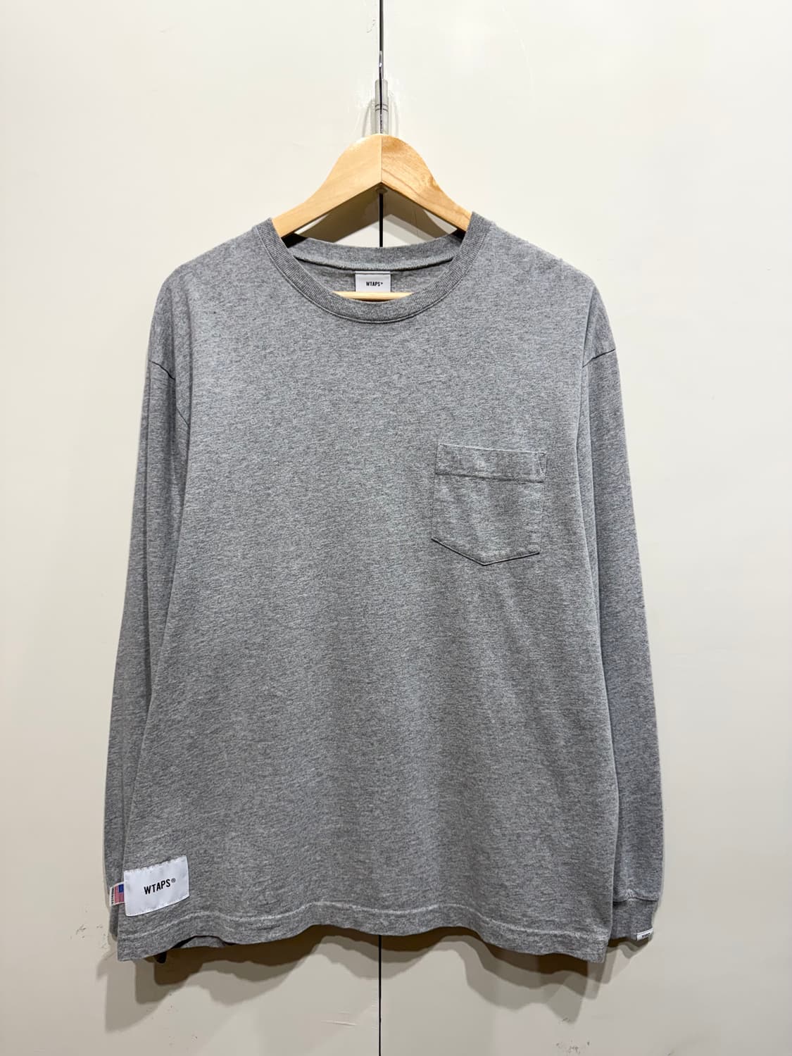 WTAPS 더블탭스 포켓 롱슬리브 상품이미지1