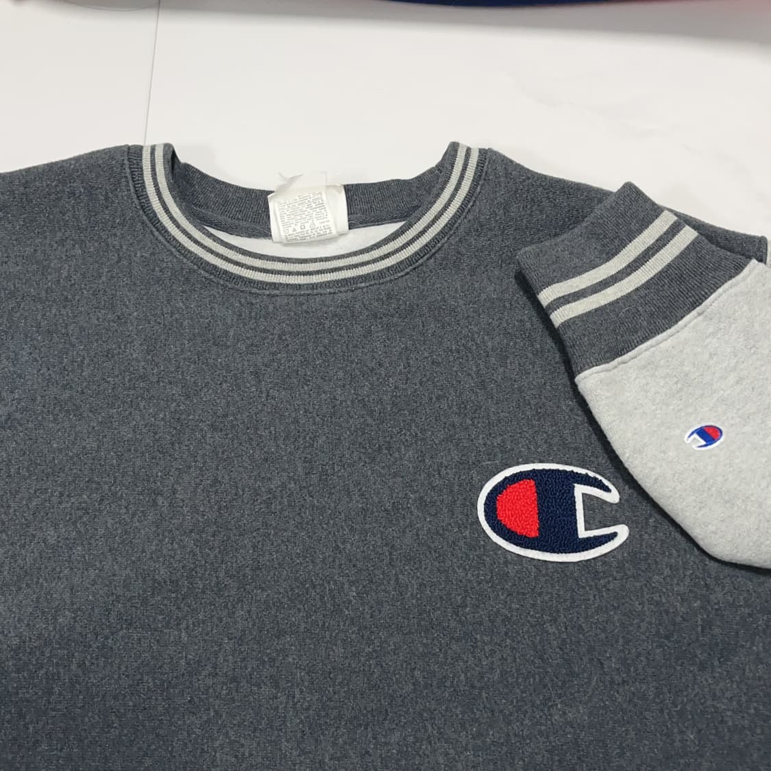 [정품] 챔피온 챠콜그레이 기모 맨투맨 [ 2XL ] 상품이미지3