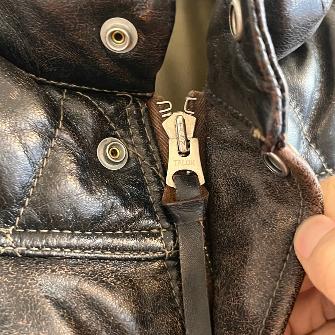 토이즈맥코이 벡 레더 다운 베스트 상품이미지5