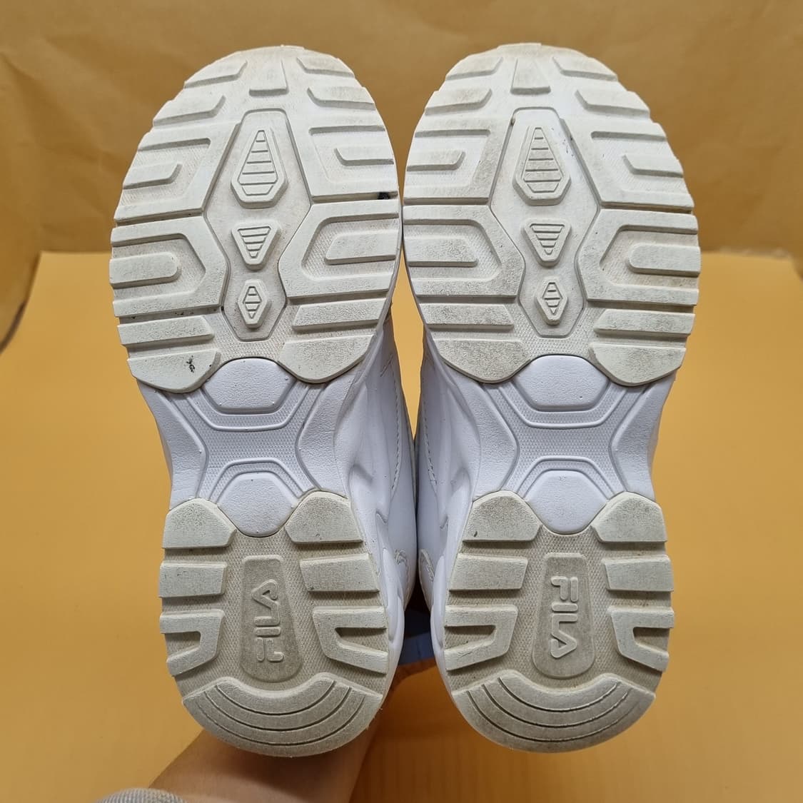 휠라 스플라인스크리트 운동화220. 상품이미지3