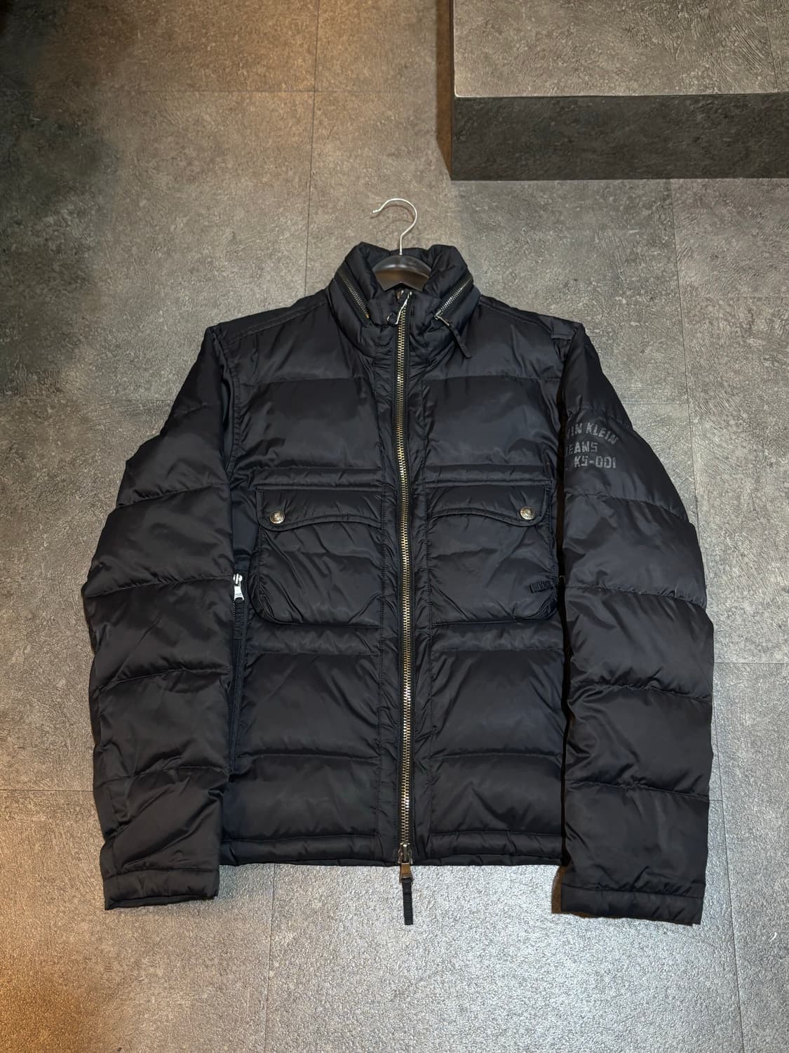 CK 캘빈클라인 오리털패딩 M사이즈 상품이미지2