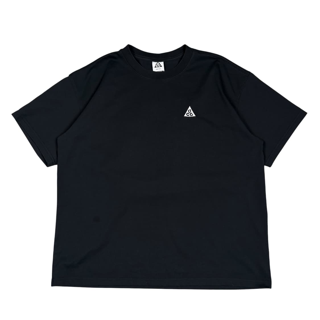 나이키 ACG 블랙 반팔티 상품이미지3