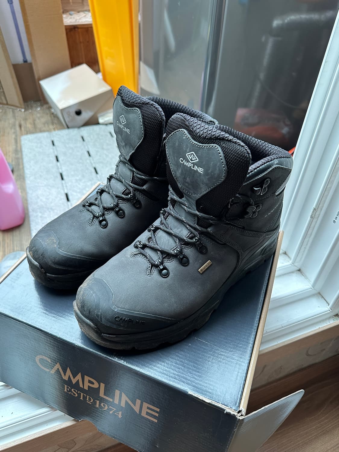 캠프라인 블랙스톰 280mm(반업 285가능) 1회착용 상품이미지1