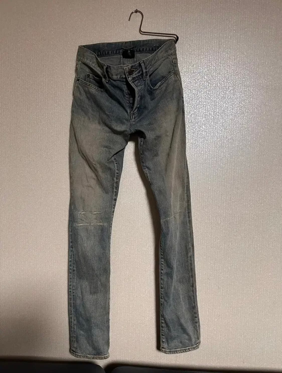 [백화점판-한글택] 생로랑 15 무릎 디스진 - 허리 29 사이즈 상품이미지1