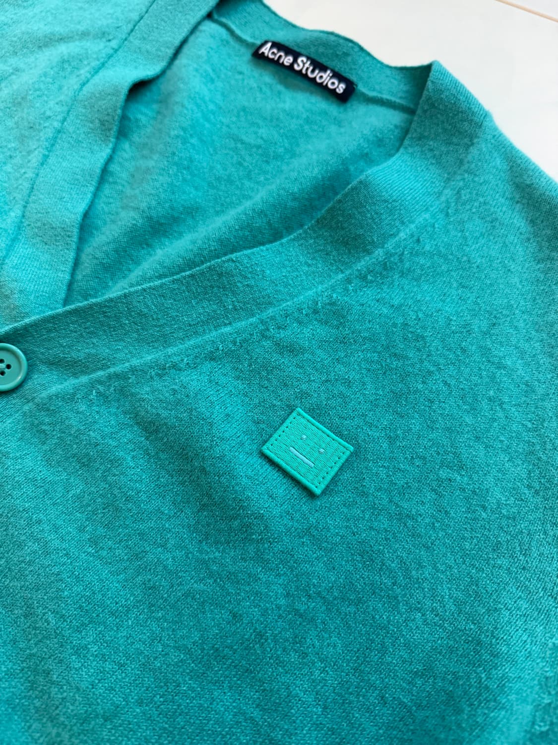 아크네스튜디오 100울 V넥 니트 가디건 L(100-105) 상품이미지3