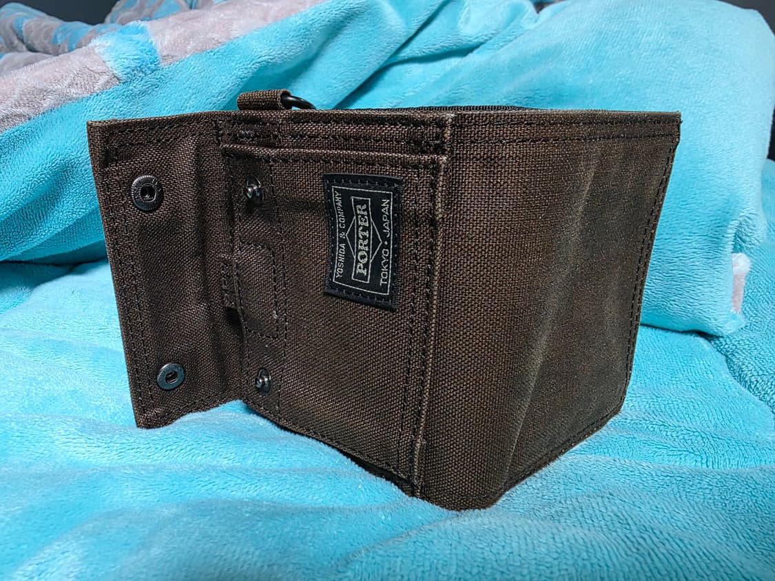 요시다포터 지갑 판매합니다. 상품이미지1