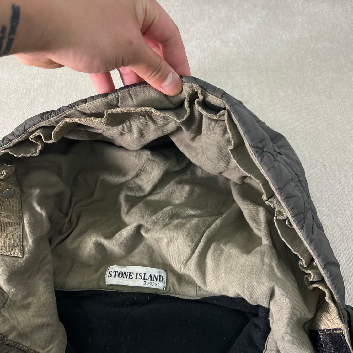 100 스톤아일랜드 90s 퀄팅 카키 자켓 상품이미지4