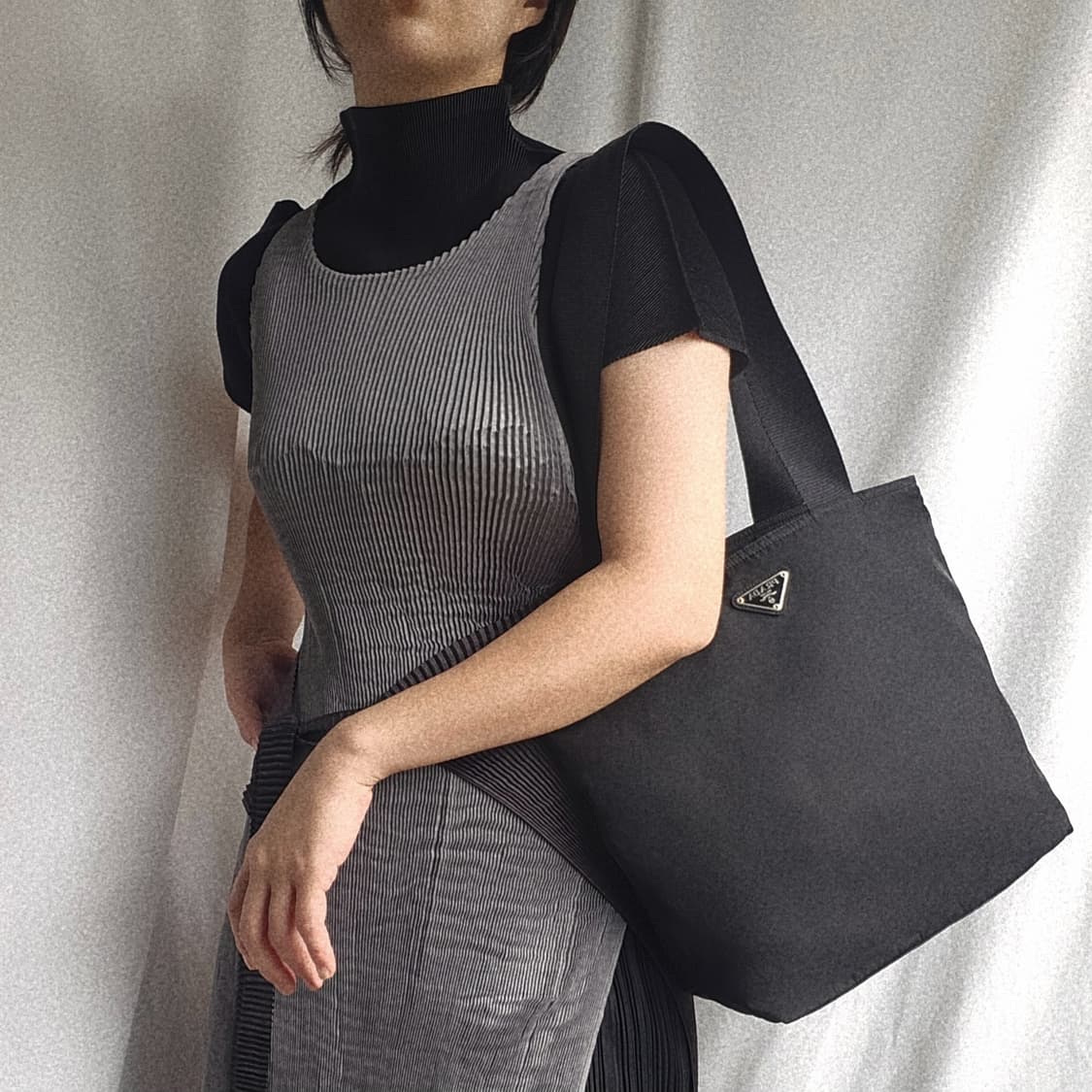[정품 PRADA] 프라다 포코노 나일론 여성 숄더백 쇼퍼백 상품이미지1