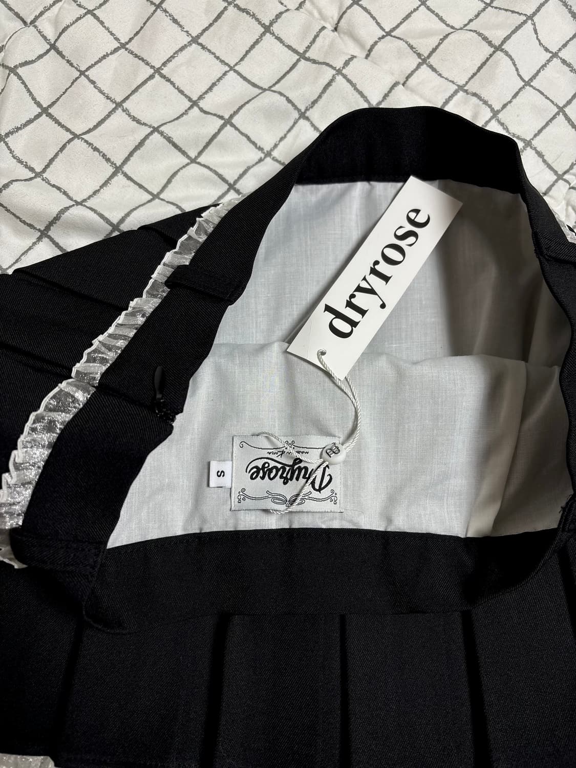 (새상품)드라이로즈 피아노 레이스 스커트 블랙 S 쓰리타임즈 더티스 상품이미지3