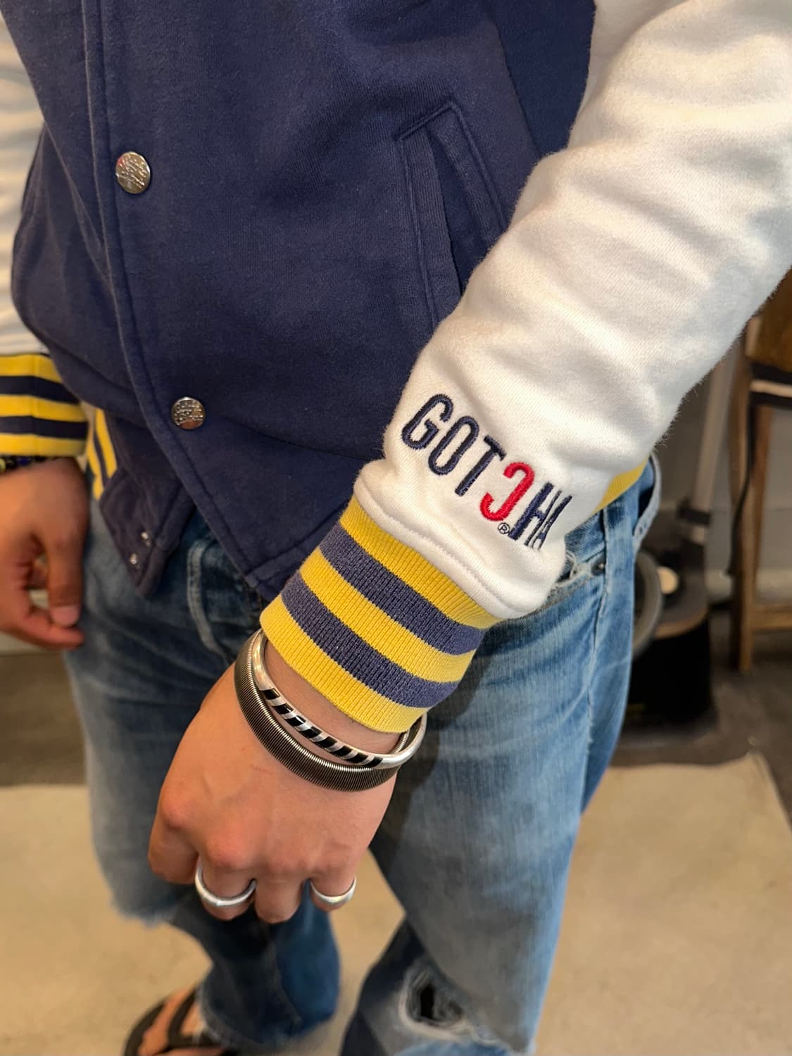 Gotcha letters logo cotton varsity JK 상품이미지8