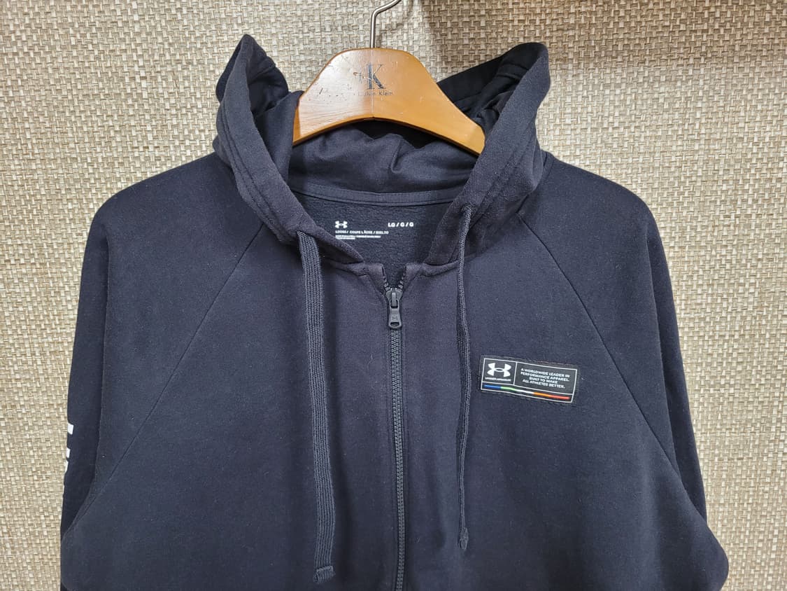 L 100사이즈 언더아머 후드 집업 자켓 상품이미지2