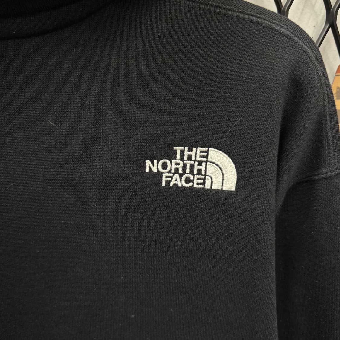 노스페이스 후드 집업 전후면 스퀘어 로고 포인트 블랙 상품이미지6