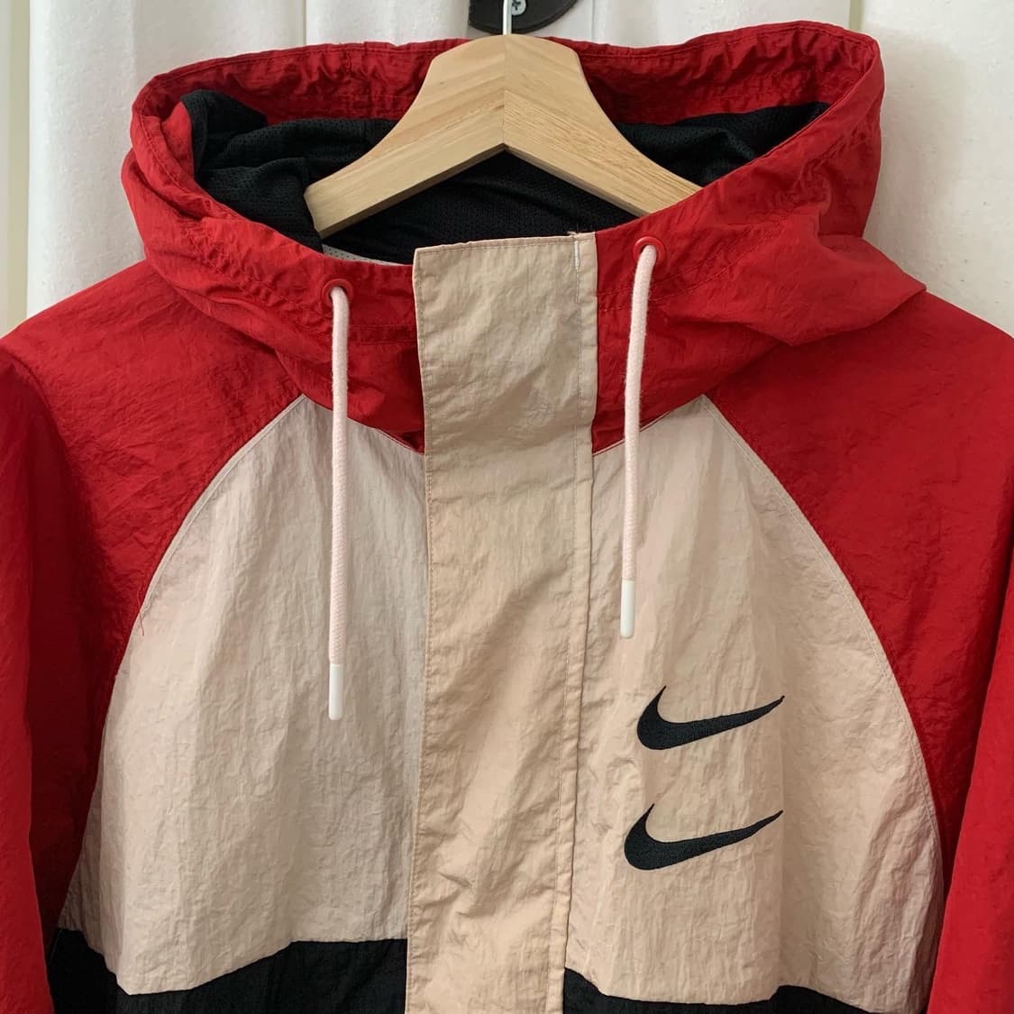 나이키 멀티컬러 더블 스우시 윈드브레이커 상품이미지3